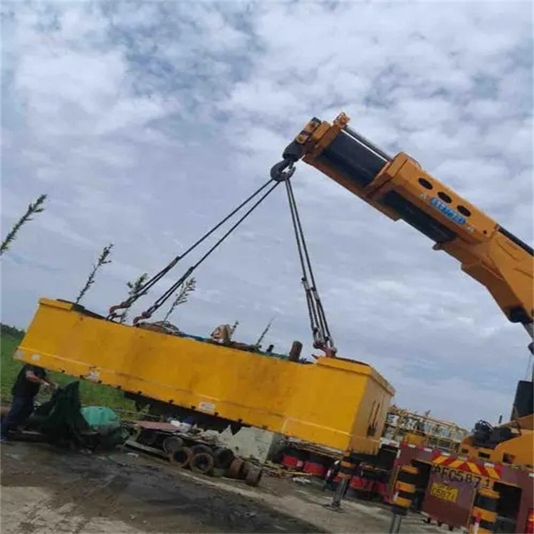 田东吊车吊集装箱需要多少钱