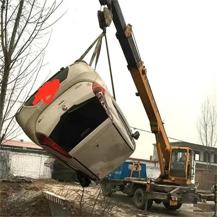 田东吊车救援小汽车怎么吊